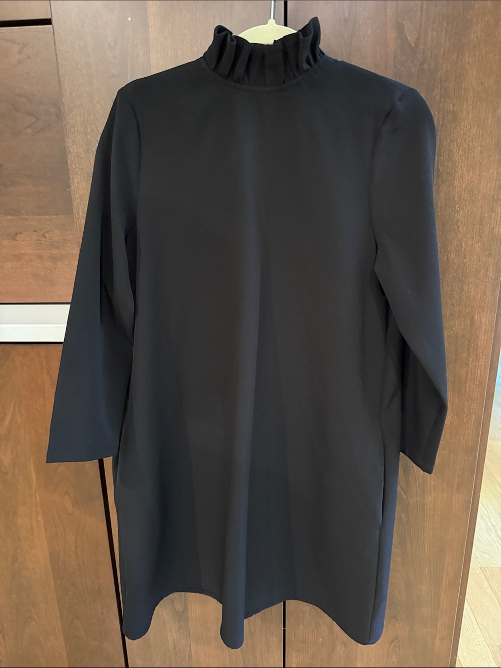 Tuckernuck Black Ruffle Mock-Neck 3/4 Sleeve Shift Dress